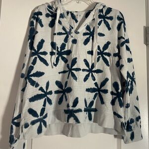 LOFT Navy and White Tie-Dye Flower Hooded Pullover, size M